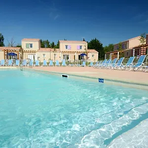 Residence Odalys Le Mas Des Alpilles Paradou